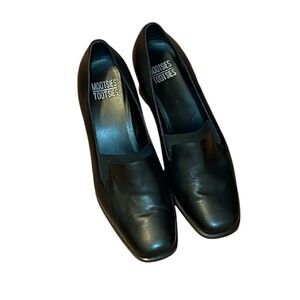 Mootsies Tootsies Faulkner Black Leather Shoes, square heels, 9 1/2